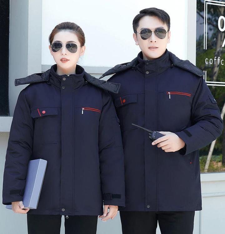 定制棉服工服成為企業(yè)冬季著裝的首選方案